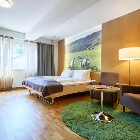 Frich's 4* Surnadal